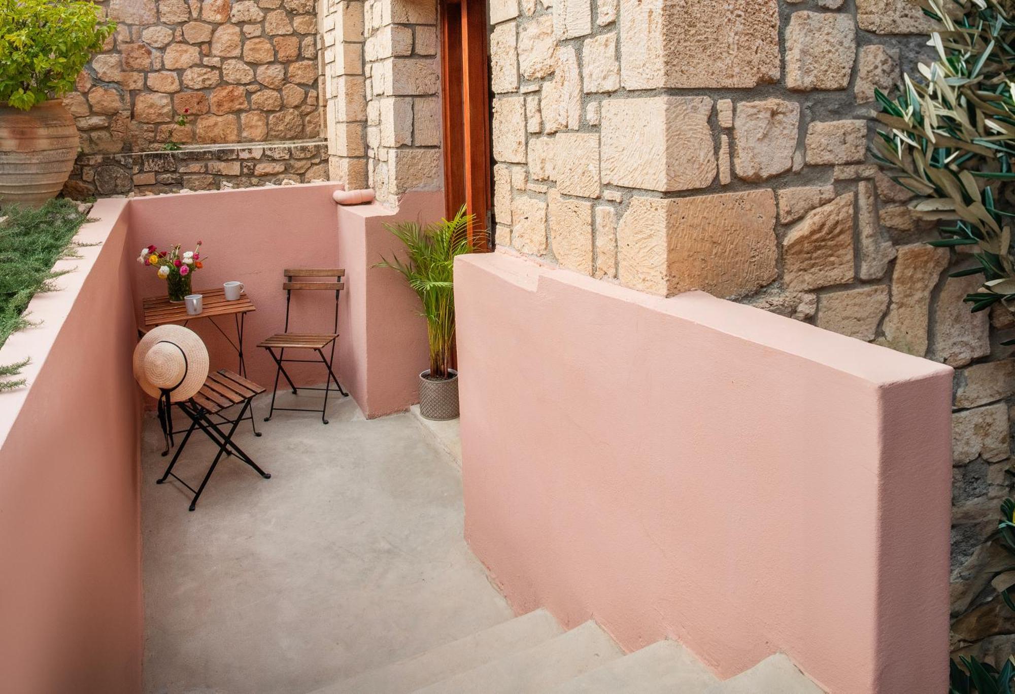 Pyrgos Ralli Estate Guesthouse Aegina Exterior photo