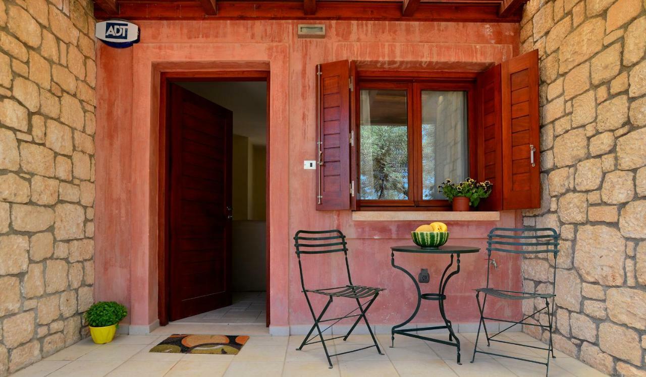 Pyrgos Ralli Estate Guesthouse Aegina Exterior photo